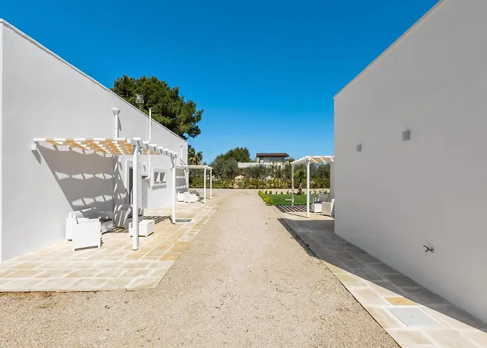 Giorò Bed & Breakfast 4*